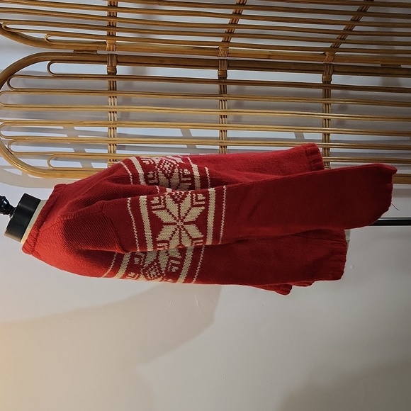 American Eagle Outfitters size Large wool Fair Isle red and off white sweater - Picture 7 of 10